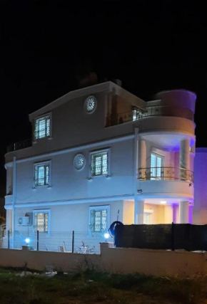 Private luxury 5 bedroom villa with pool